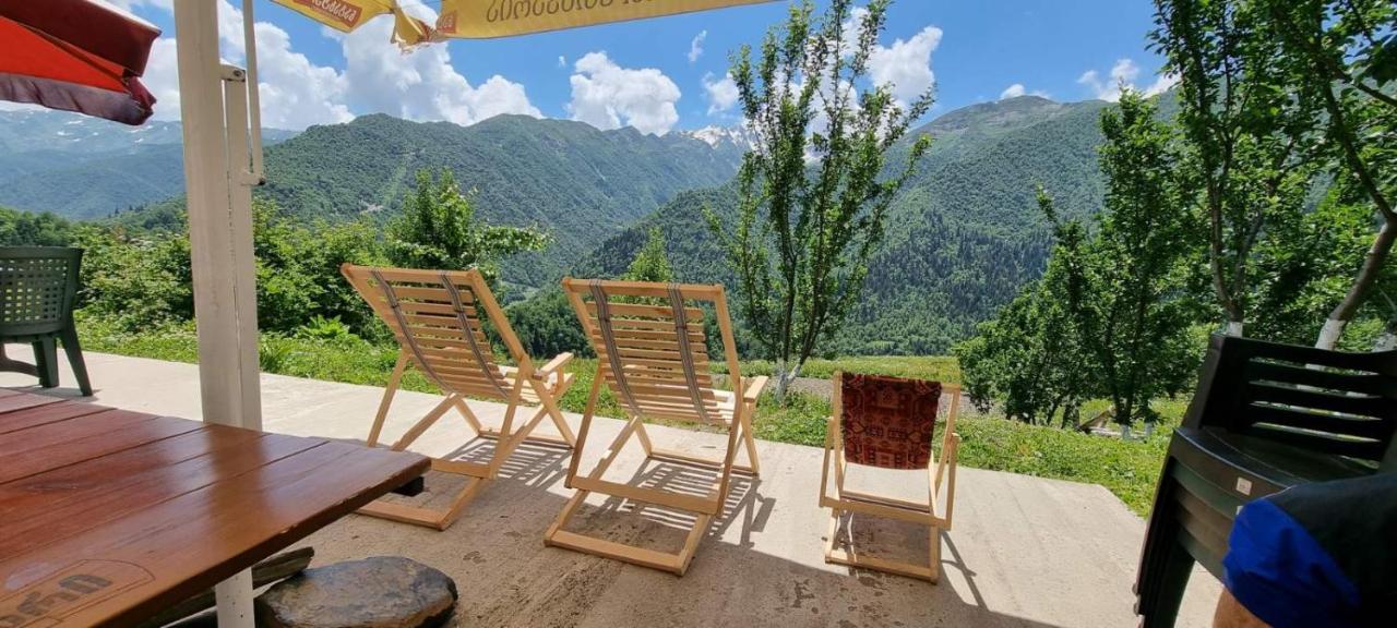 Betegi Guest House Местия Экстерьер фото